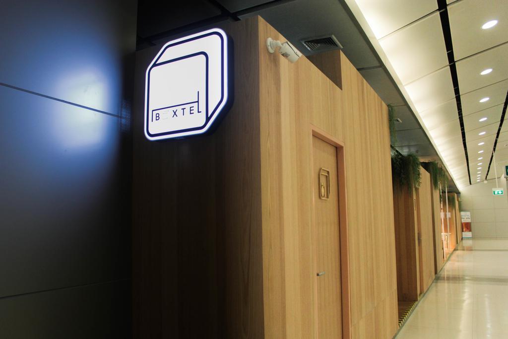 Boxtel @ Suvarnabhumi Airport Bangkok Luaran gambar